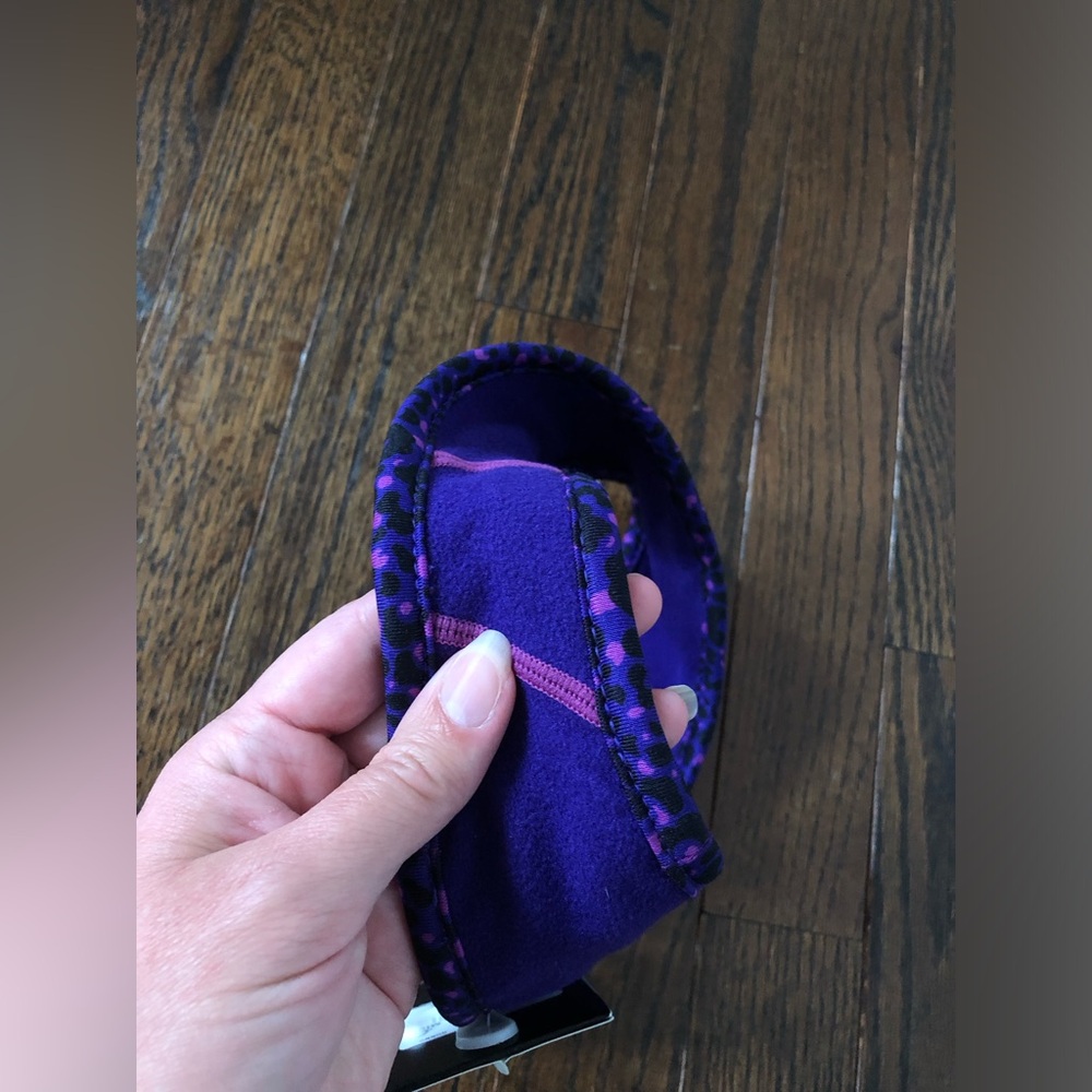 *NWT* Nike Women’s OSFM Dri-Fit Running Fleece Headband Purple Leopard Print - Picture 5 of 7